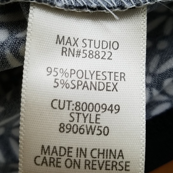 Max Studio Long Sleeve Dress - Picture 7 of 7